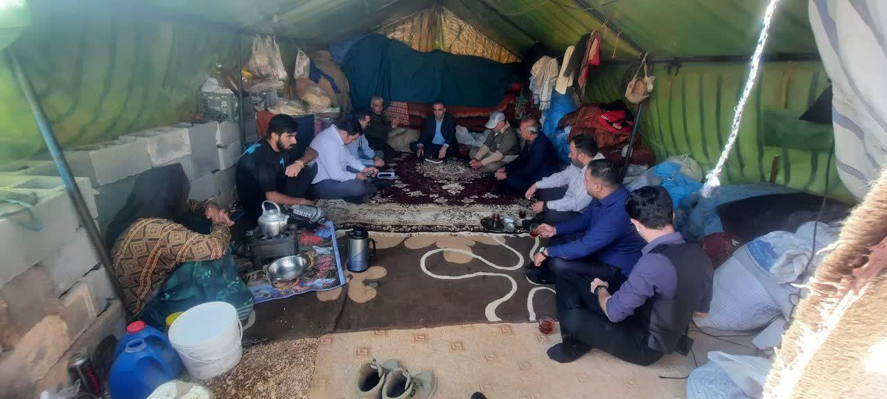 بازدید مدیران کل مدیریت بحران و امور عشایر فارس از عشایر حاشیه شهر صدرا در آستانه برگزاری مانور ملی