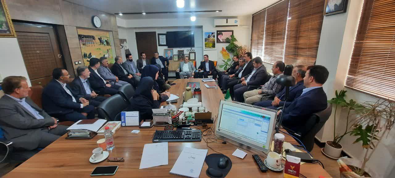 دیدار رئیس سازمان امور عشایر ایران با روسای ستادی اداره کل امور عشایر فارس