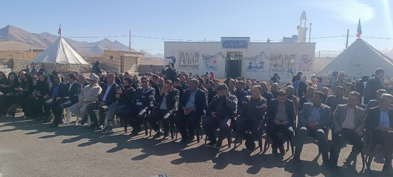 💢🎖 گرامیداشت دهه فجر و چهل و هفتمین سال پیروزی انقلاب اسلامی در دبستان عشایری شهید علیرضا صدیقی