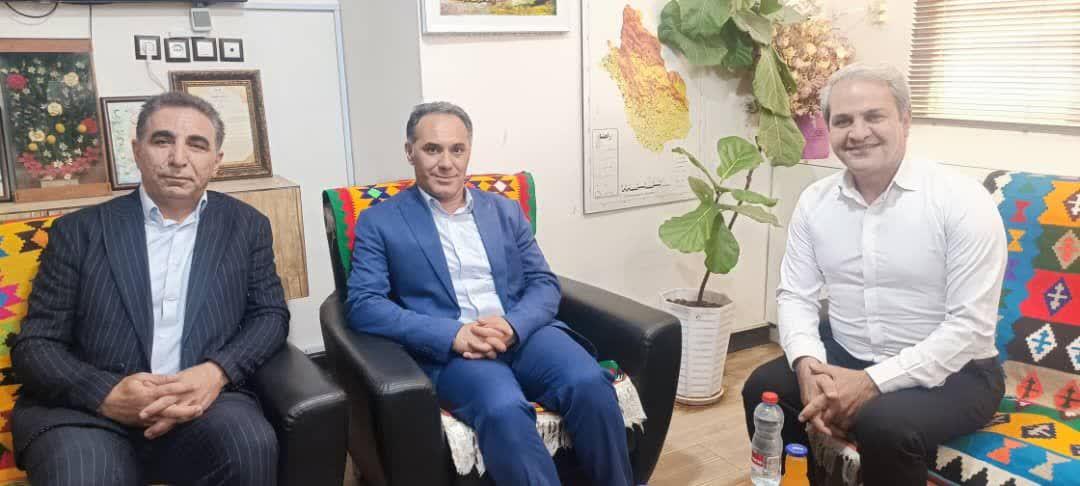 دیدار سلیمان پور مدیر کل ارتباطات و فناوری اطلاعات استان فارس با کریمی مدیرکل امور عشایر فارس